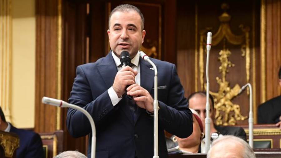 النائب أحمد بدوي رئيس لجنة الاتصالات بالبرلمان