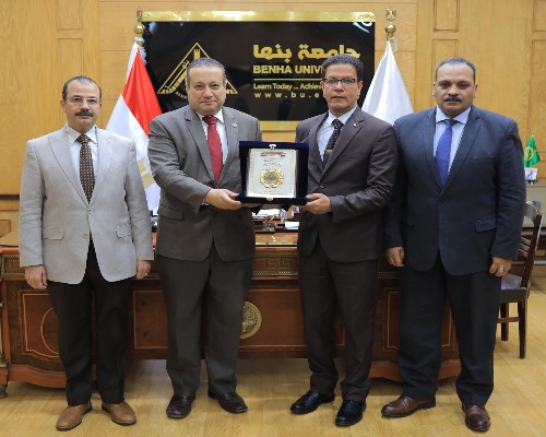 رئيس جامعة بنها: حريصون  على الإرتقاء وتحسين السمعة المؤسسية والا