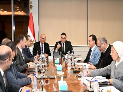 وزير الإسكان ومحافظ القليوبية 