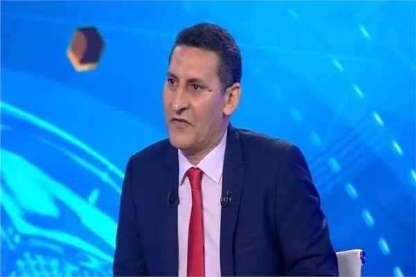 الكابتن حسين عبداللطيف