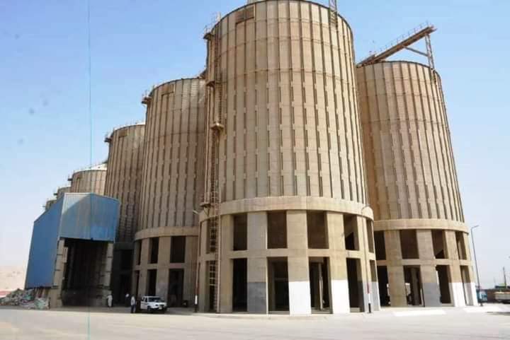 انتظام سير عملية توريد الأقماح دون معوقات بسوهاج