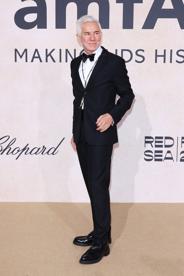 روبرت دي نيرو ينعي 