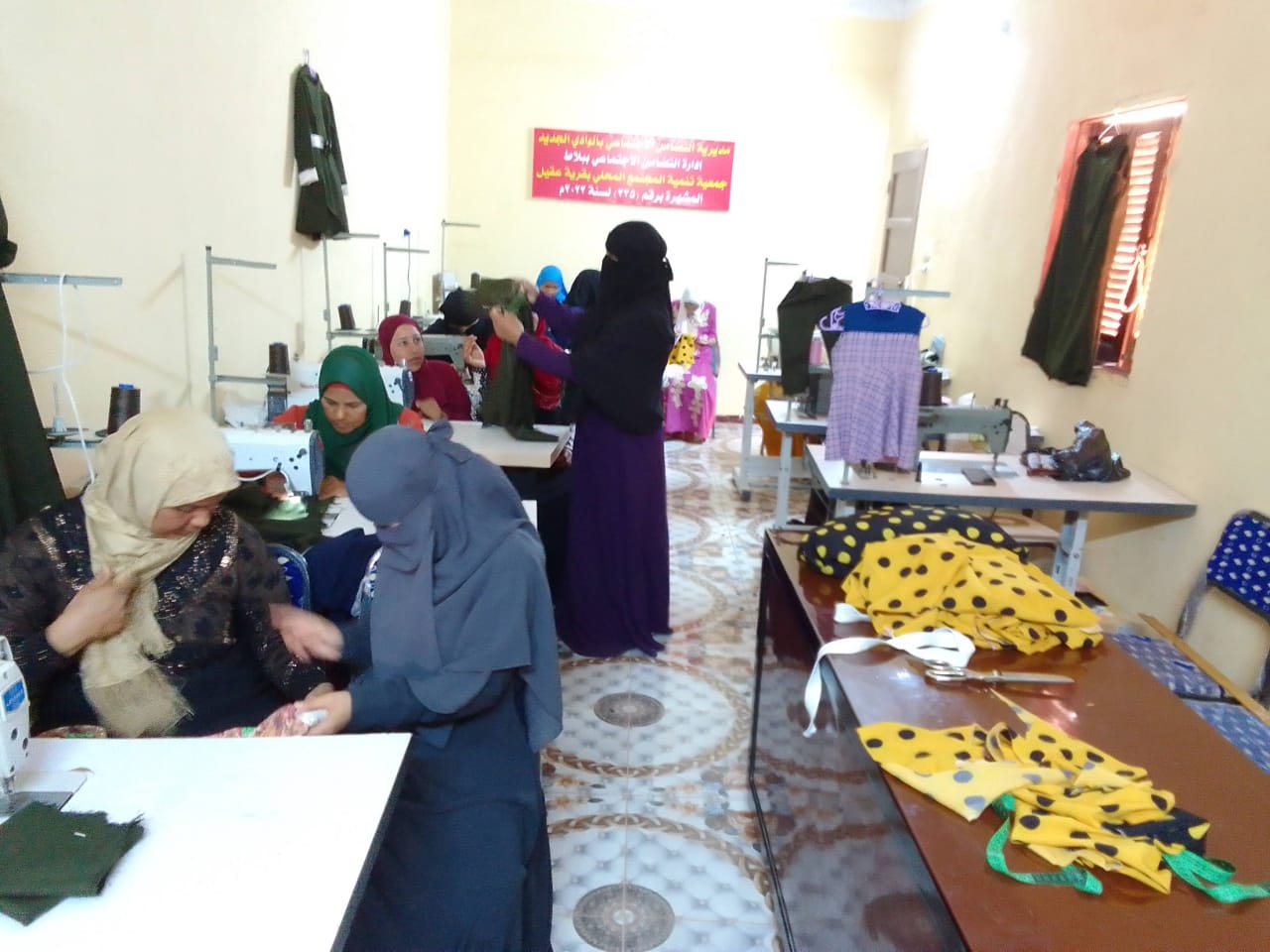 حصر وتسجيل عمالة غير منتظمة.. و برامج تدريبية  بالوادى الجديد
