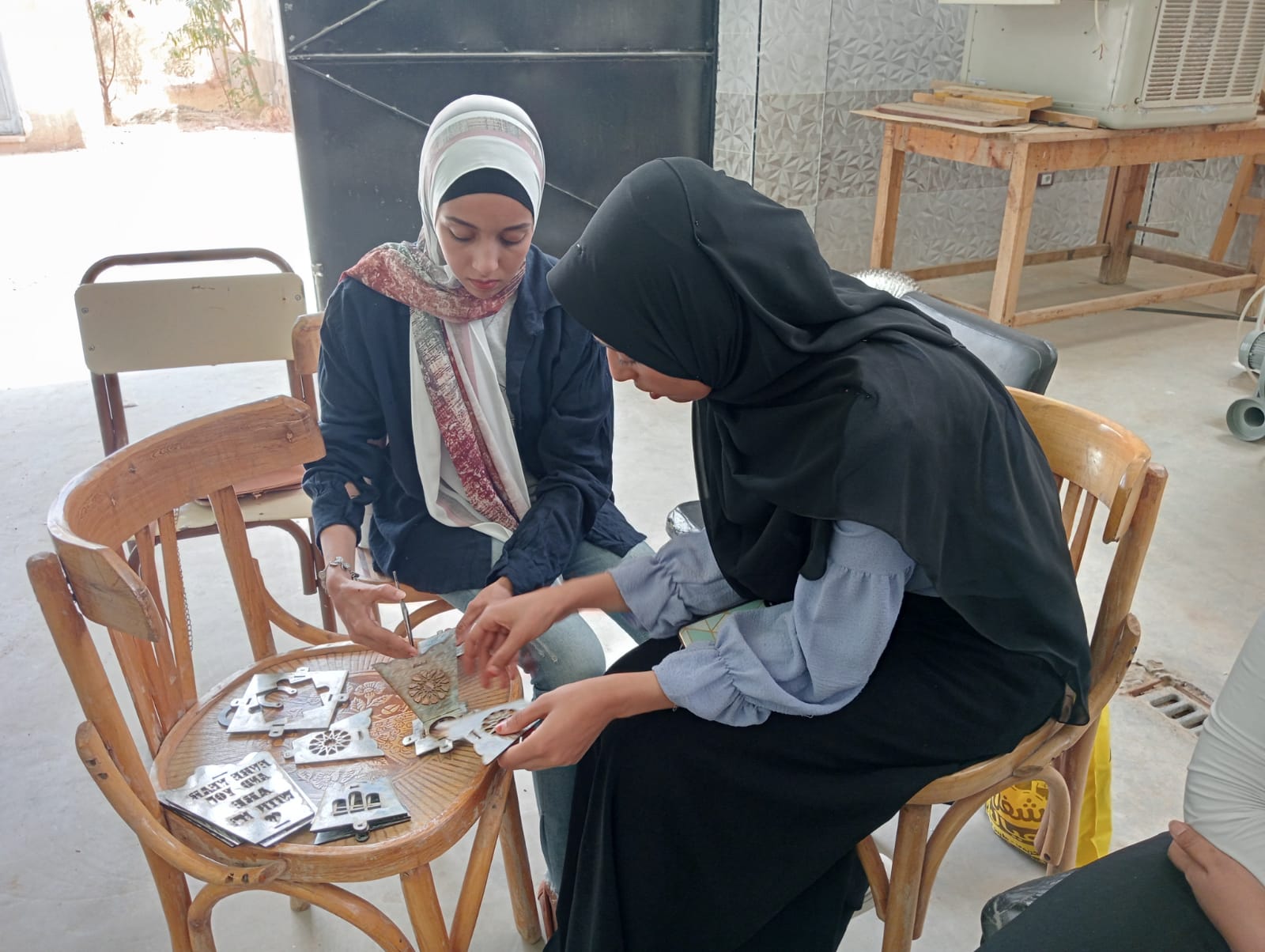 حصر وتسجيل عمالة غير منتظمة.. و برامج تدريبية  بالوادى الجديد