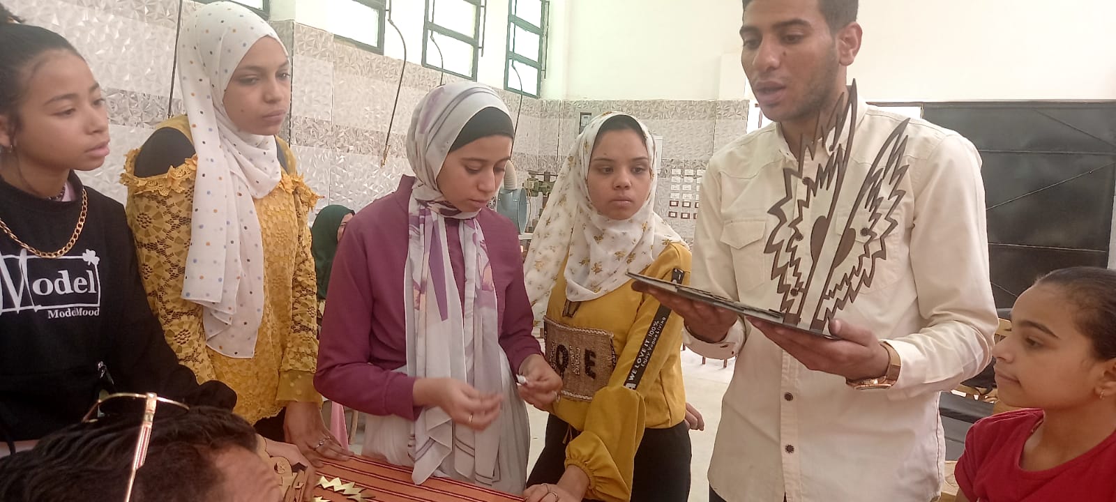 حصر وتسجيل عمالة غير منتظمة.. و برامج تدريبية  بالوادى الجديد