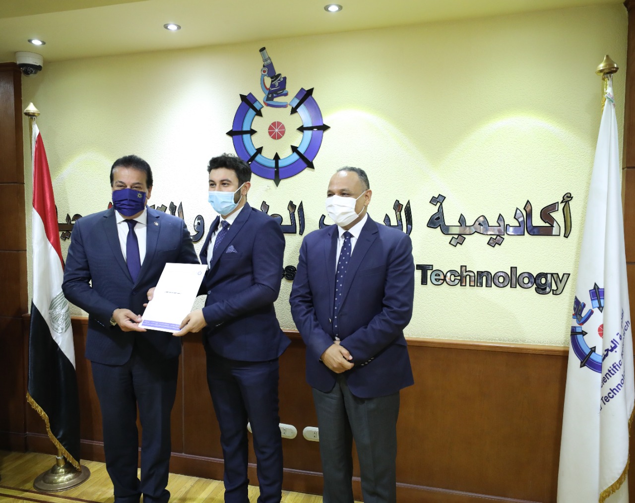 طبخ صحي وآمن ..  فرن ضغط  يحصد فضية  معرض الابتكار  الدولى ٢٠٢١
