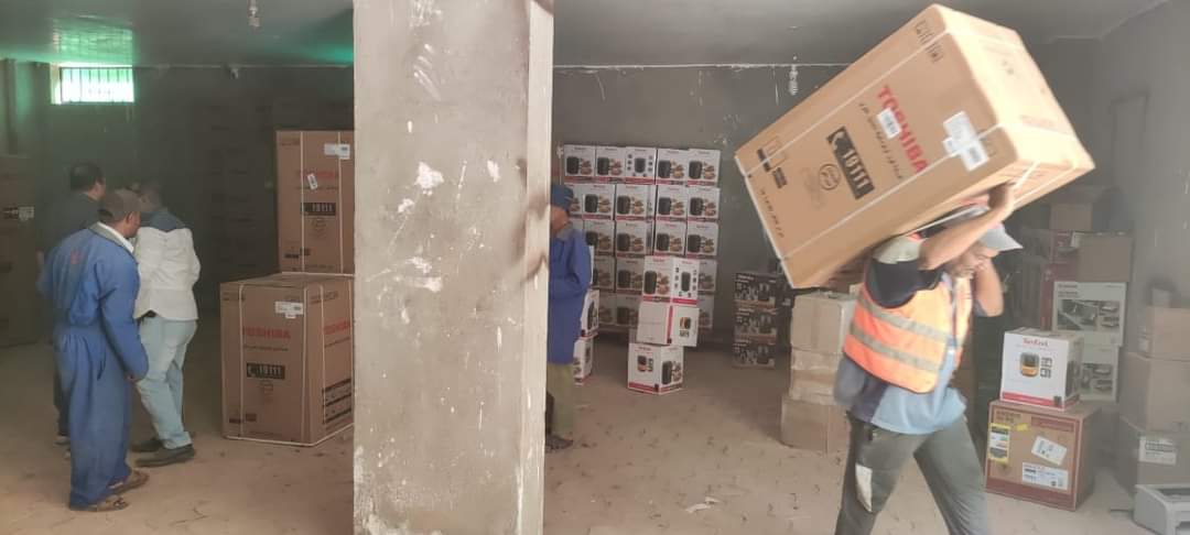 الغيطى: 11 قرار غلق وتشميع وضبط عدد ٢ تروسيكل بحملة بالعبور