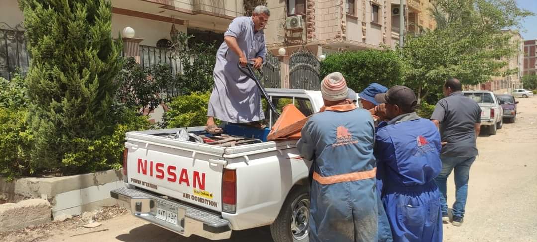 الغيطى: 11 قرار غلق وتشميع وضبط عدد ٢ تروسيكل بحملة بالعبور