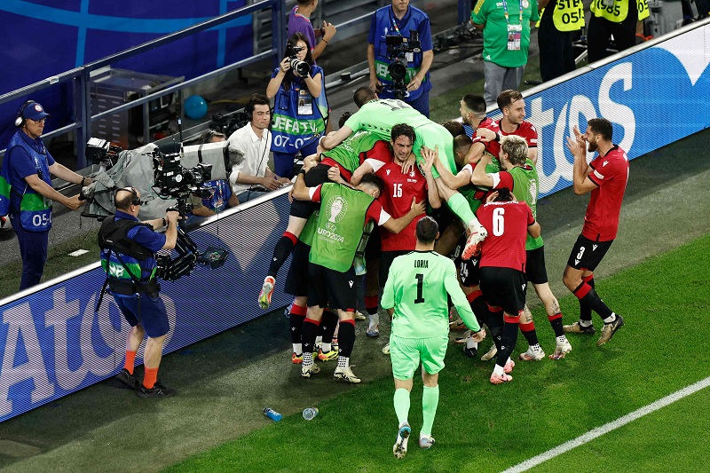 فرحة منتخب جورجيا بتأهل لدور 16 ليورو 2024