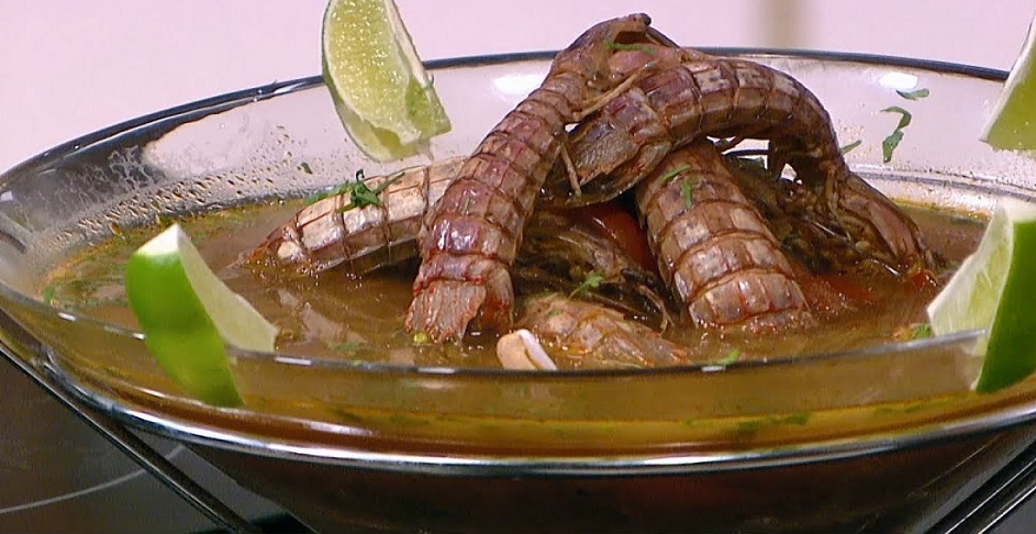 شوربة الشيكال شبيه الجمبرى 