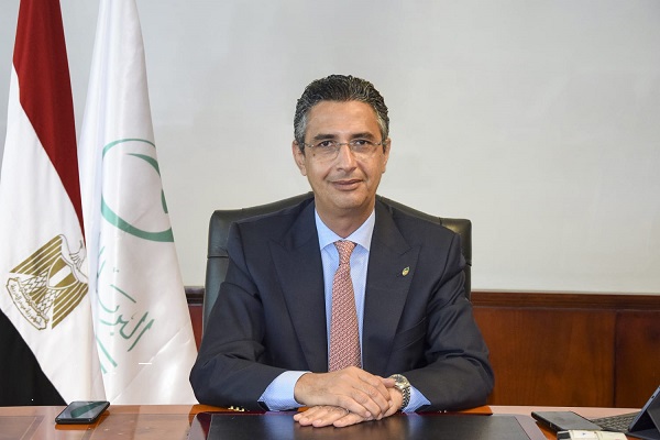 الدكتور شريف فاروق   