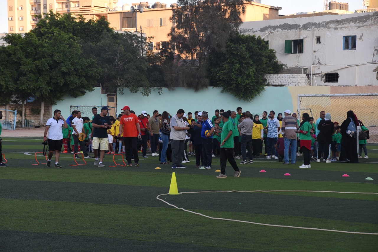شعيب يشهد فعاليات مهرجان الرياضة للجميع بمطروح