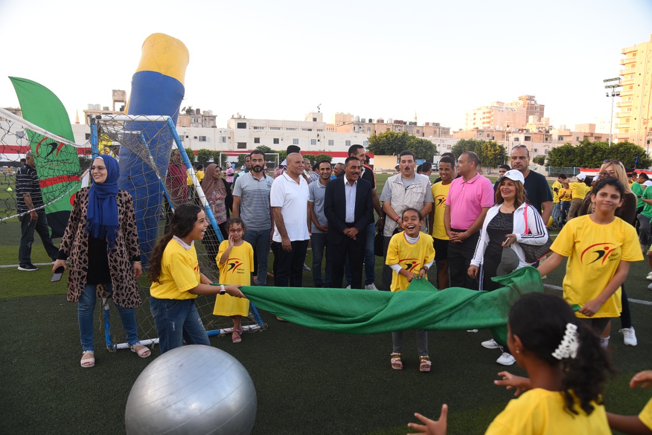 شعيب يشهد فعاليات مهرجان الرياضة للجميع بمطروح
