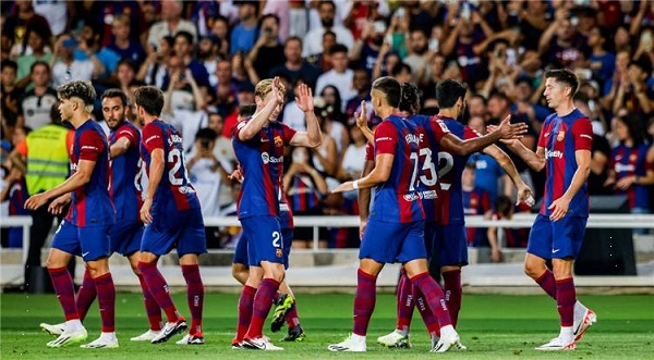 فريق برشلونة   