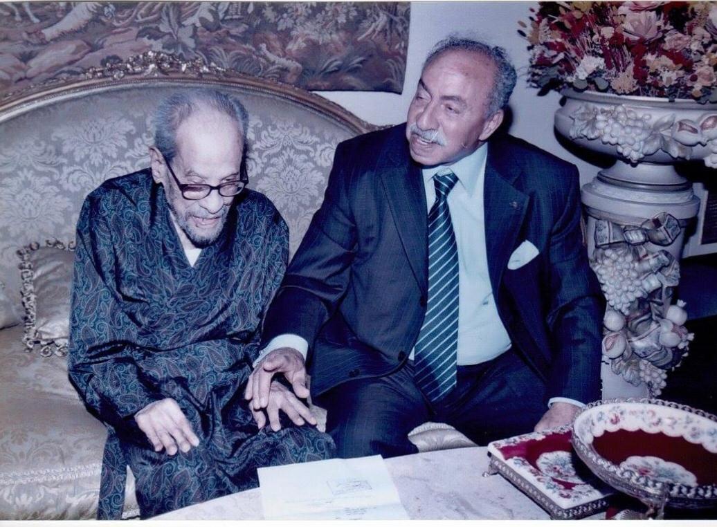 الأديب العالمى نجيب محفوظ_ ممدوح الليثى 