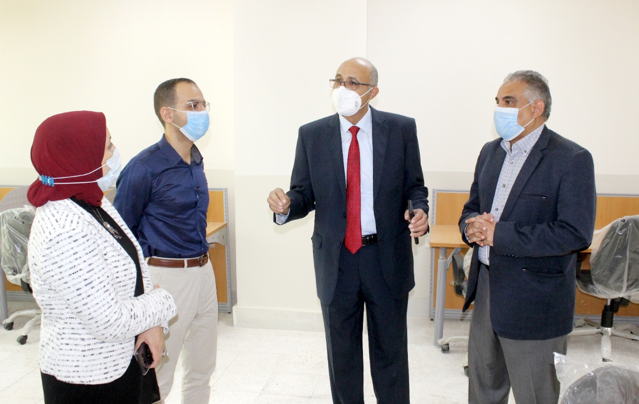  د. عماد عتمان: ٣ أبراج جديدة بالمدن الجامعية تستوعب  2000 طالب ومجمع خدمات طلابية
