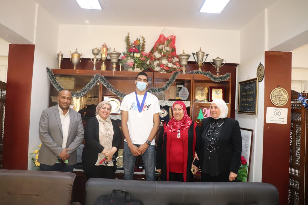 تعليم القاهرة تفوز بالمركز الأول فى بطولة إفريقيا لكرة الطائرة