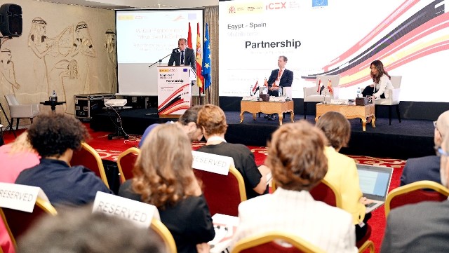 الصناعة: 2.7 مليار يورو حجم التبادل التجارى بين مصروإسبانيا خلال 2021