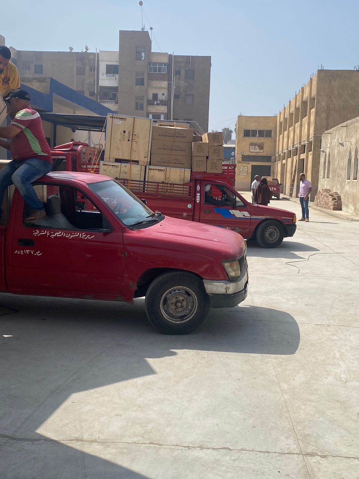 وزيرالصحة يدعم الشرقية ب٧٩ ثلاجة ثمنها ٤ مليون جنيه