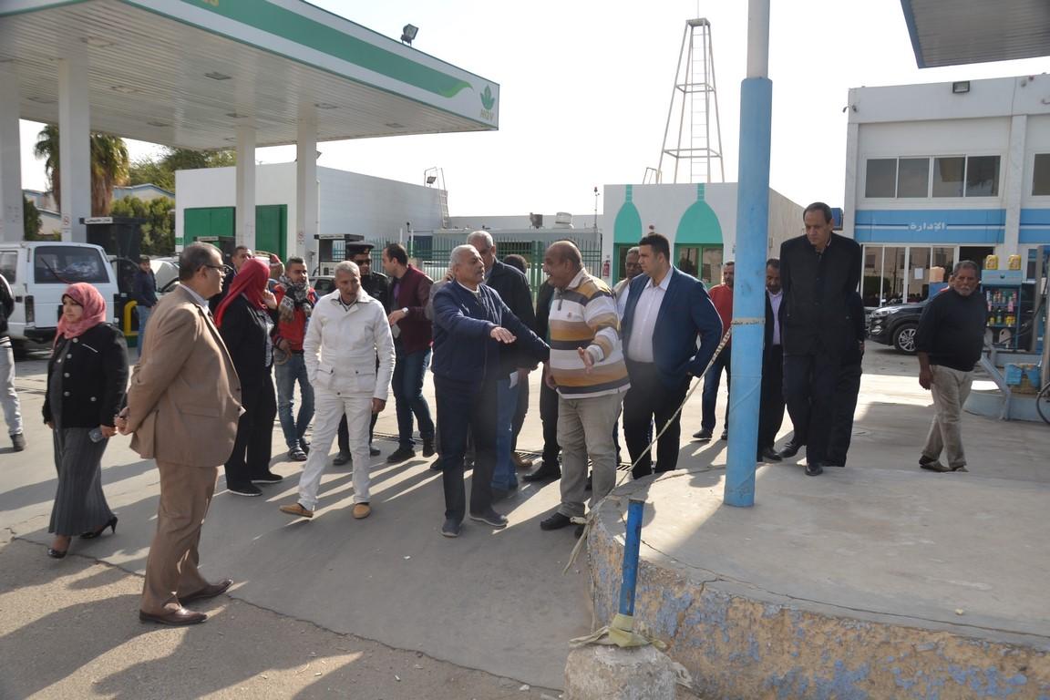 تكليف شركات البترول بتجمل مداخل السويس قبل كأس أمم افريقيا 