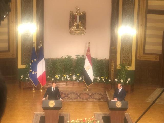 ماكرون يجيب عن أسئلة لعدد من الإعلاميين المصريين