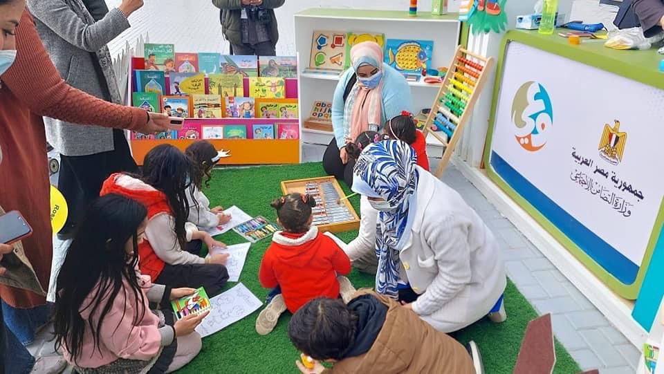 إقبال كبير علي جناح وزارة التضامن الاجتماعي بمعرض القاهرة الدولي للكتاب