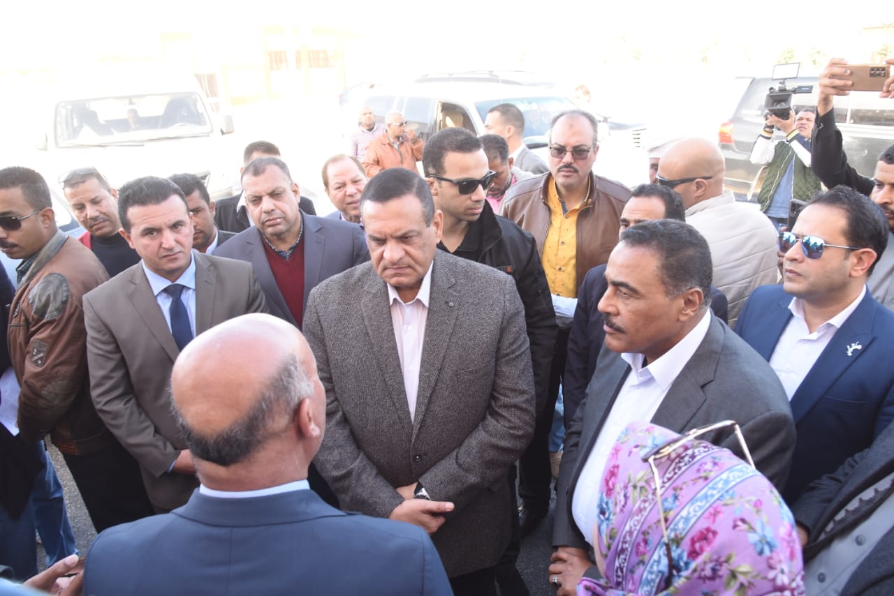 وزير التنمية ومحافظ مطروح يتفقدا عدد من المشروعات بمطروح