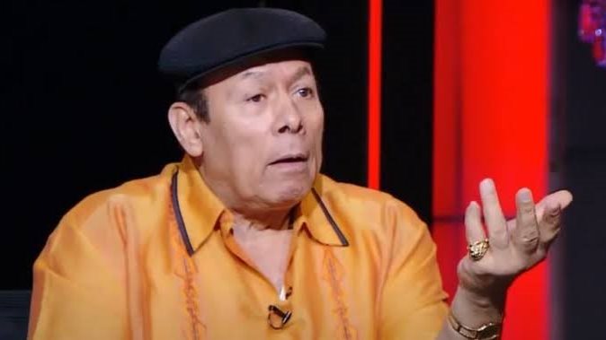 الفنان احمد ماهر