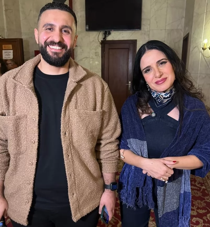 ميرنا وليد ومحرر بوابة الجمهورية 