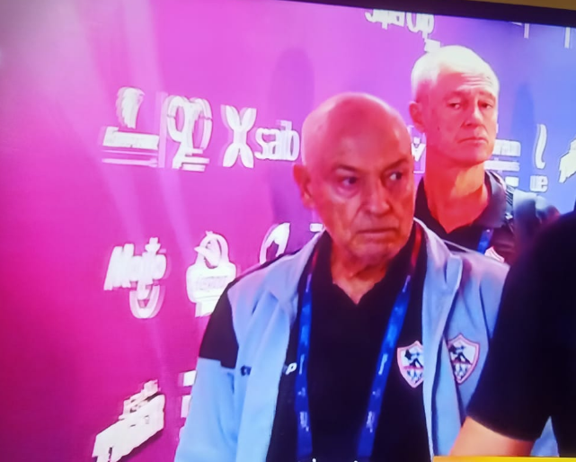 وصول حافلة الزمالك  