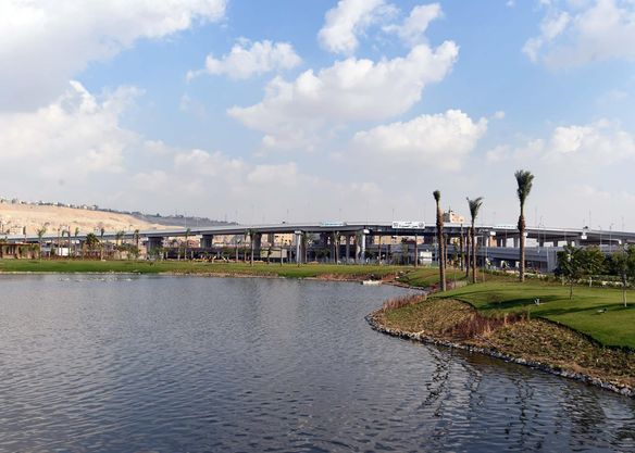 رئيس الوزراء: تطوير سُور مجرى العيون وبُحيرة عين الصيرة ضمن خطة متكاملة لإعادة الوجه الحضاري والتاريخي للقاهرة التراثية