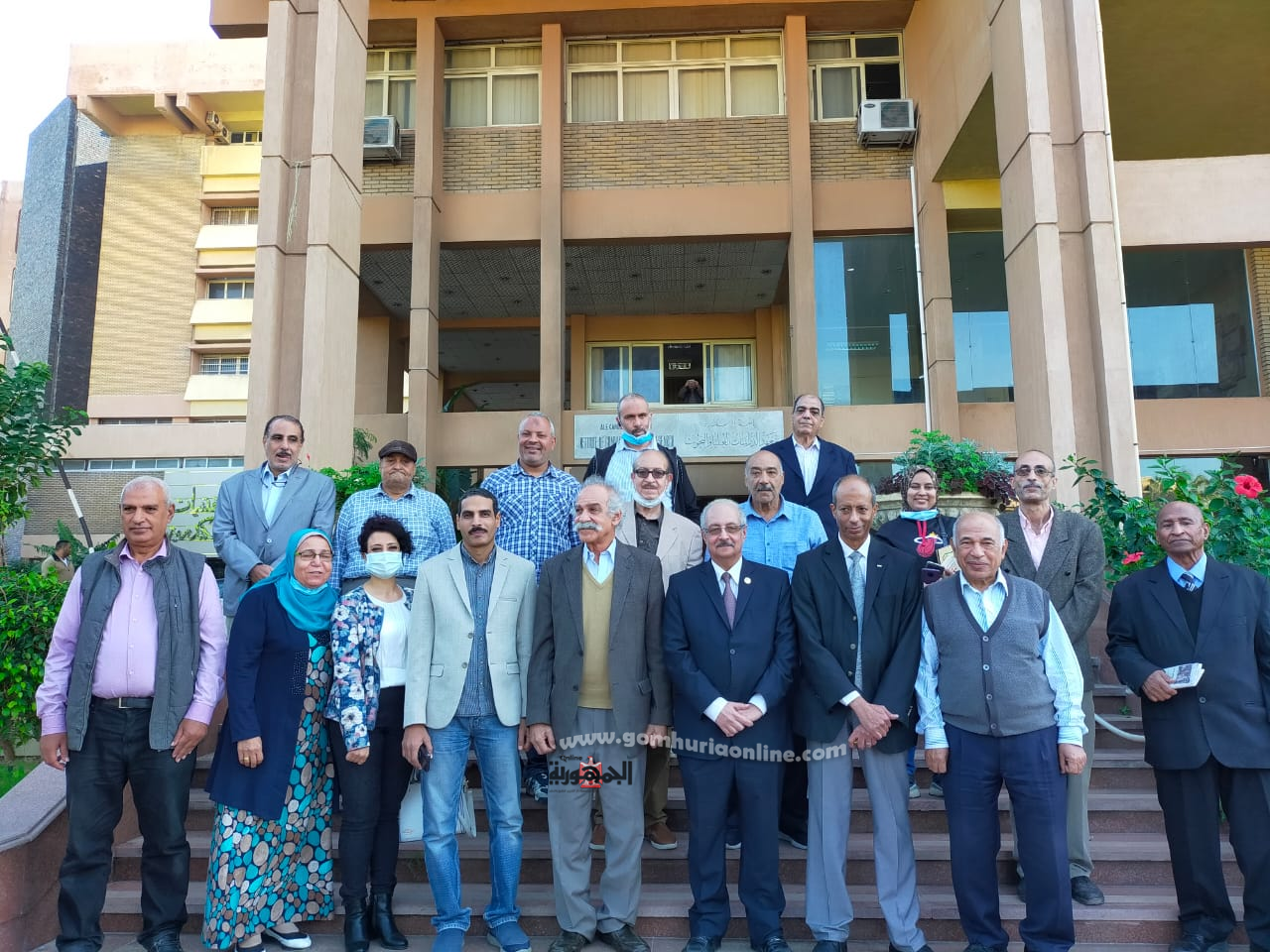 وفد نقابة المهندسين بالإسكندرية فى زيارة معهد الدراسات العليا والبحوث