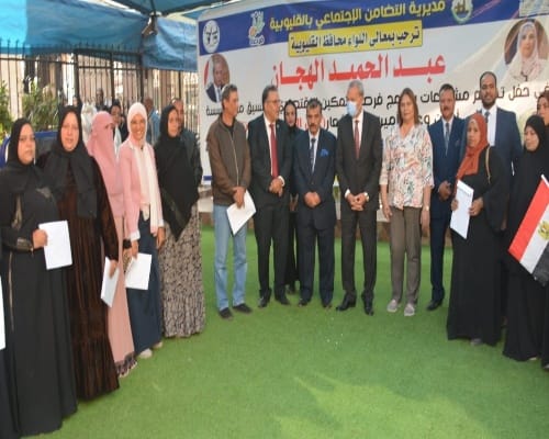 الهجان يشهد تسليم مشروع برنامج فرصة 