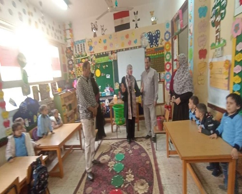 مدير تعليم القناطر الخيرية تشدد على عدم العقاب البدني للطلاب 