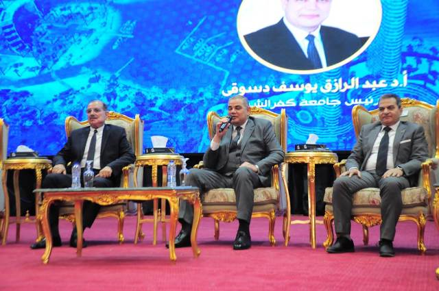 جامعة كفر الشيخ تنظم ندوة تثقيفية بعنوان مصر تستحق (انزل – شارك) 