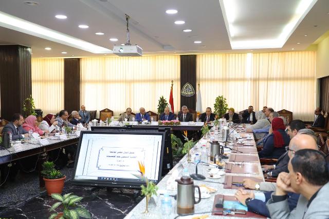 بحضور وزير الري ومحافظ الشرقية تفاصيل اجتماع مجلس جامعة الزقازيق 