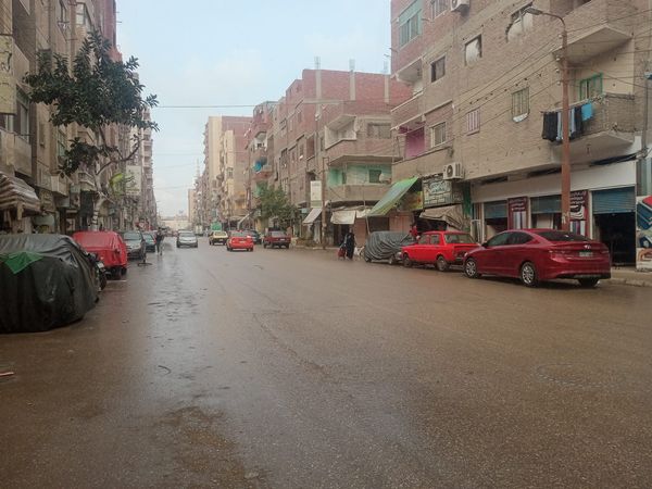 الطقس السيئ..غيوم وأمطار متوسطة في الإسماعيلية..صور