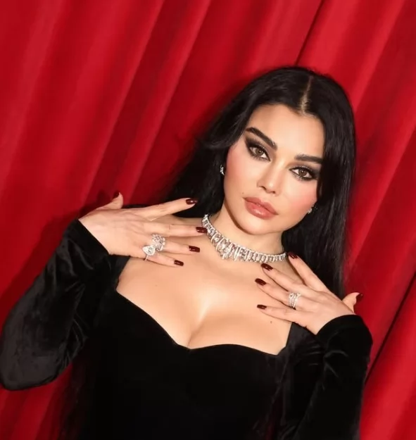 الفنانة اللبنانية هيفاء وهبي