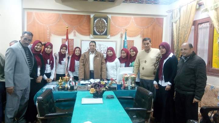   مشتهر الثانوية تمثل القليوبية على مستوى الجمهورية فى الزخرفة