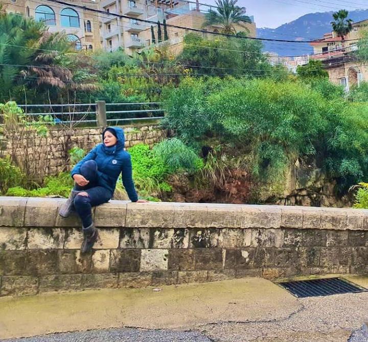 مروة الأزلى من تحت المطر: 