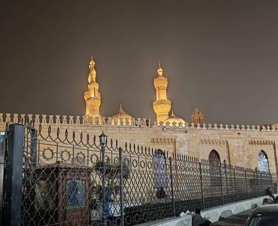 مآذن الجامع الأزهر تتزين لاستقبال شهر رمضان المبارك   