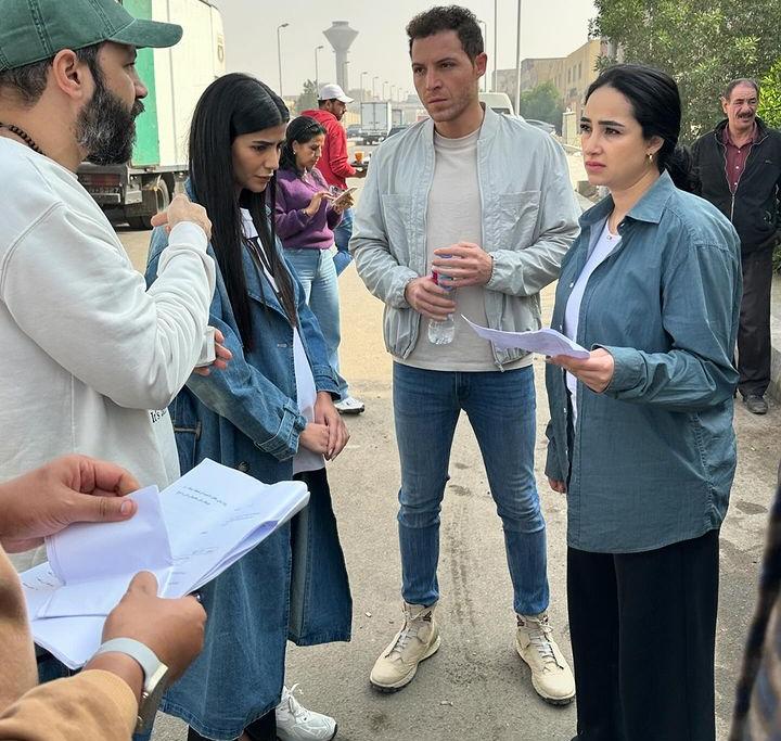 شاهد .. محمود حجازى يداعب متابعيه من كواليس 