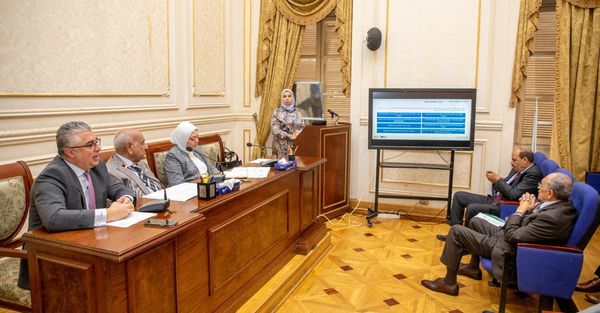طاقة الشيوخ تناقش مستجدات ملف الوقودالأخضرفي اقتصادية قناة السويس