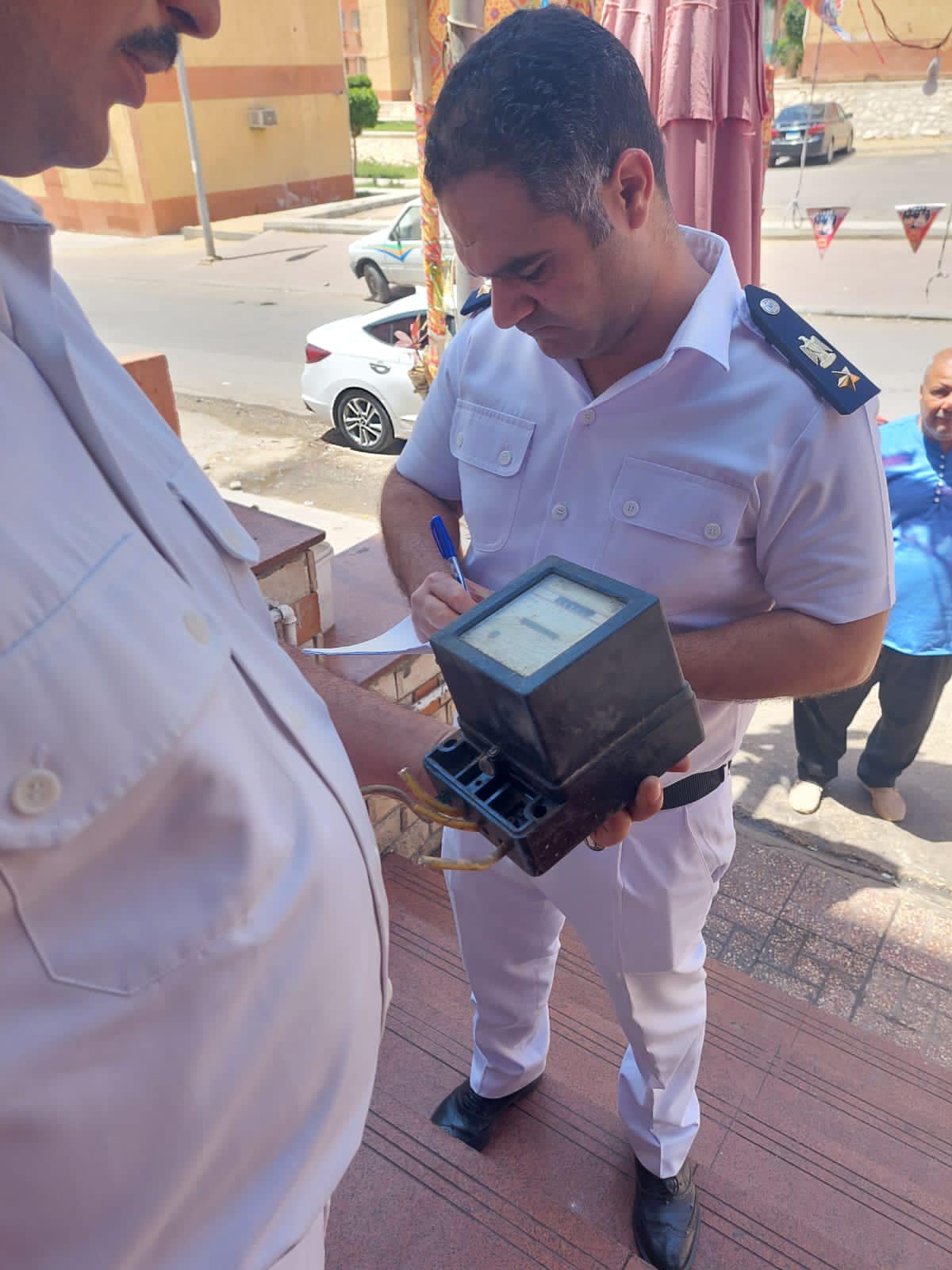 جهاز القاهرة الجديدة يشن حملات مكثفة على المخالفات في المدينة  