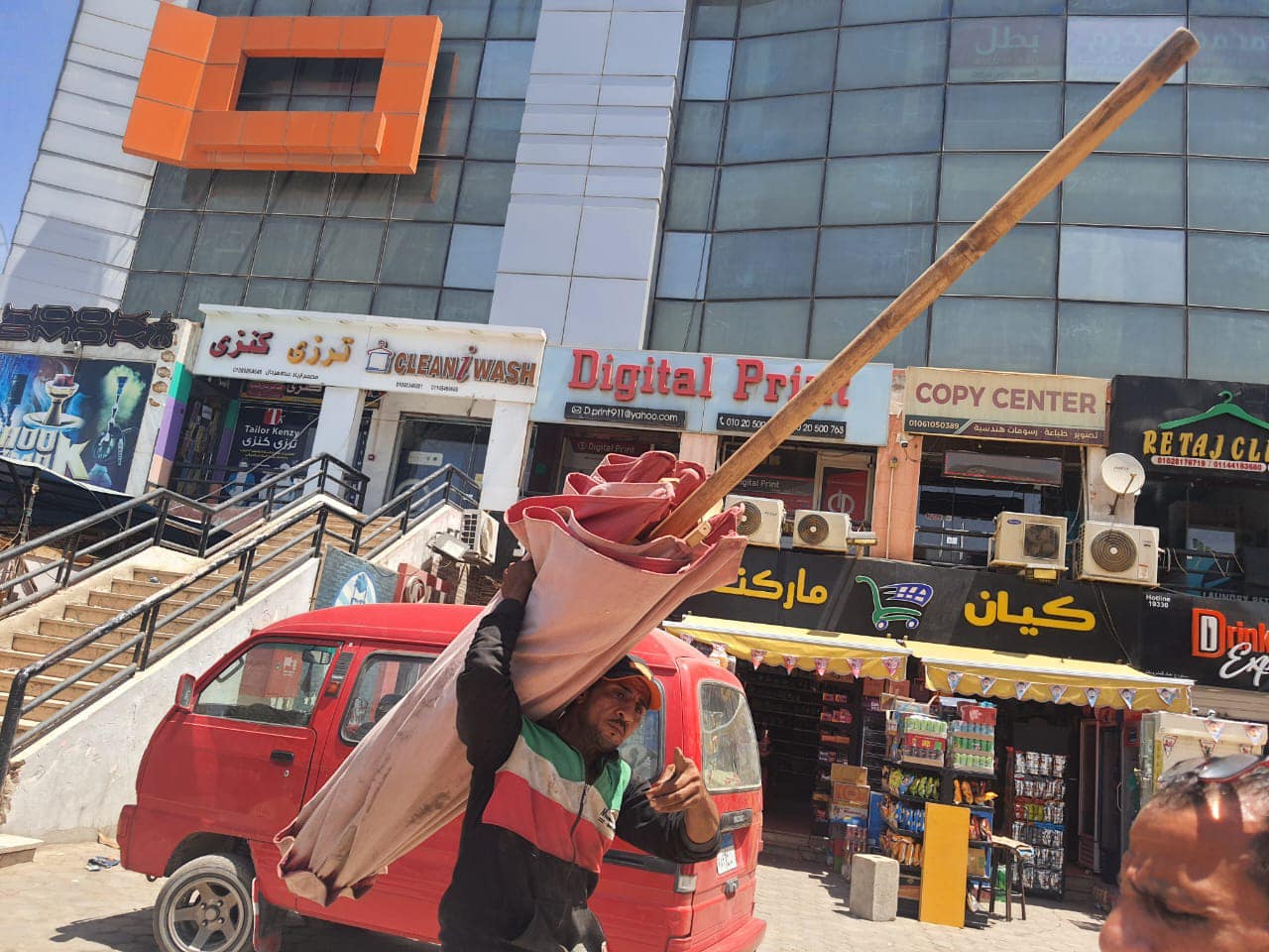 جهاز القاهرة الجديدة يشن حملات مكثفة على المخالفات في المدينة  