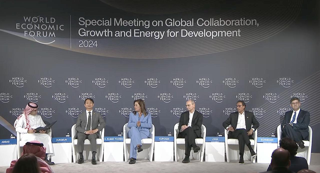 هالة السعيد: مصر تستهدف صادرات بـ100 مليار جنيه قبل 2030