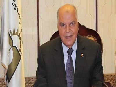 خلف الزناتي نقيب المعلمين ورئيس اتحاد المعلمين العرب