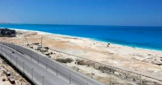 افتتاح أول شاطئ عام بمدينة العلمين الجديدة خلال ايام