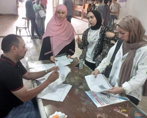 طلاب الثانوية العامة يتقدمون لاختبارات القدرات