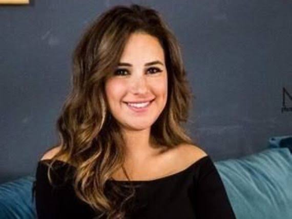 الفنانة شيري عادل